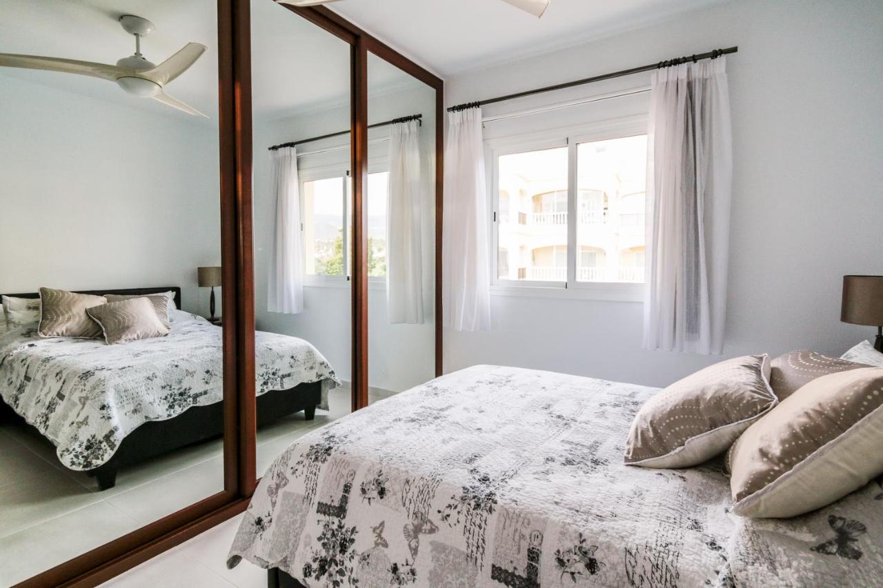Golf View Apartment - Stunning Ocean View Golf Del Sur سان ميغيل ذي أبونا المظهر الخارجي الصورة